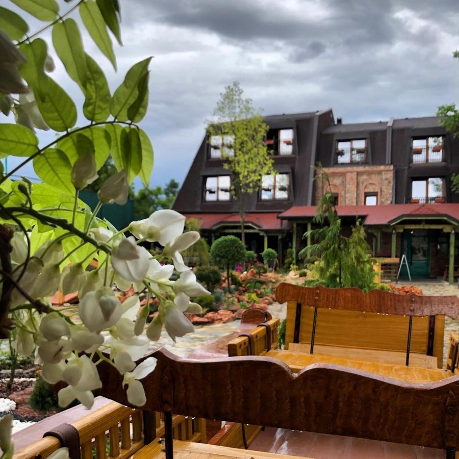 Каштел Pancevo Hotel Екстериор снимка