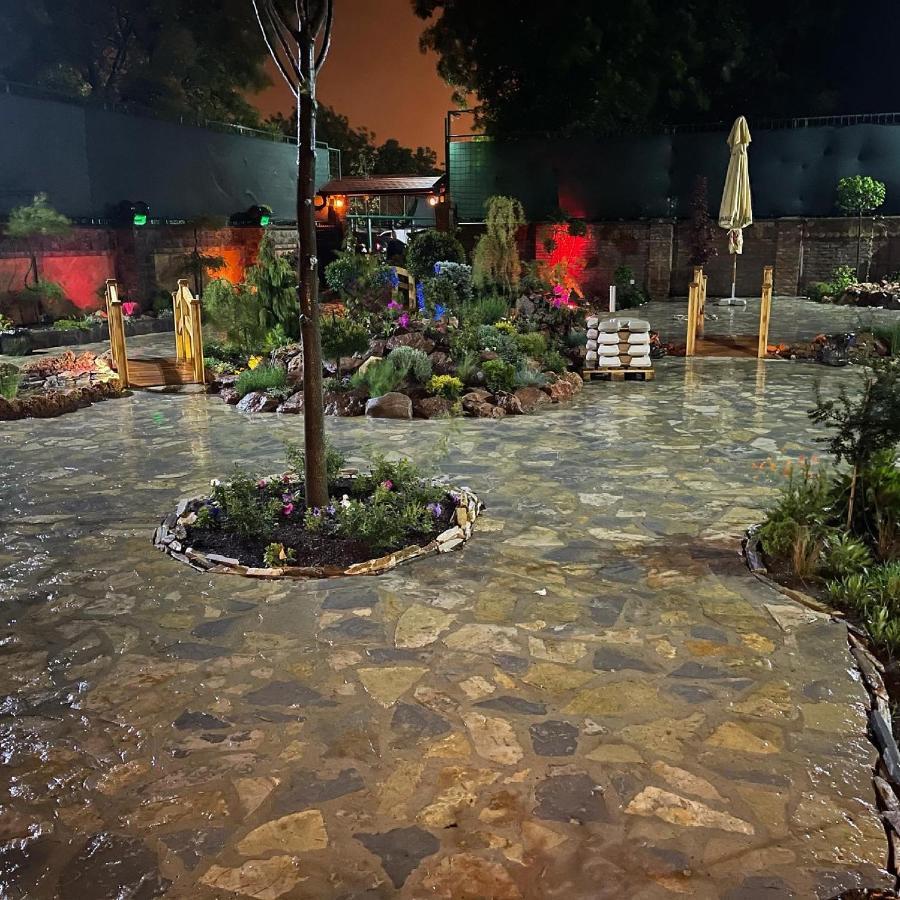 Каштел Pancevo Hotel Екстериор снимка