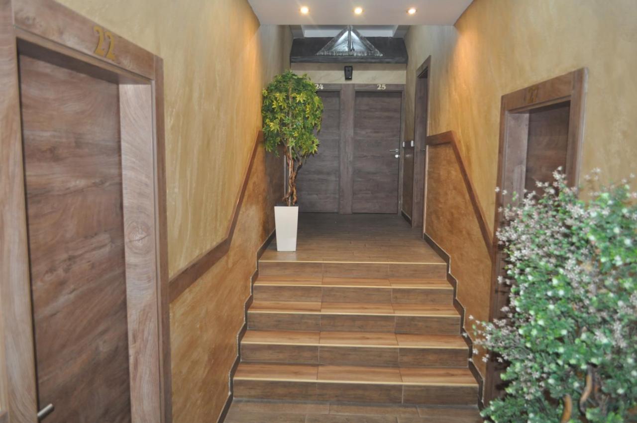 Каштел Pancevo Hotel Екстериор снимка