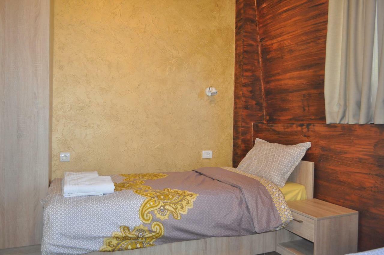 Каштел Pancevo Hotel Екстериор снимка